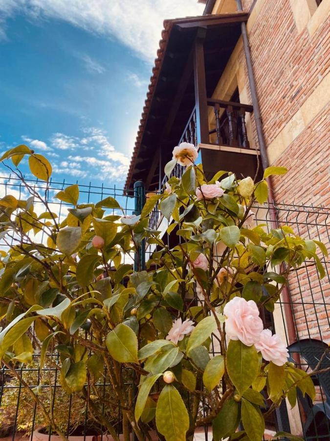 El Tejo De Comillas Hotel Exterior photo